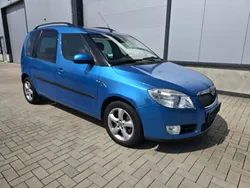 Blau Gebraucht 2009 Skoda Roomster Plus Edition Kombi | 3.000 € (Guter Preis)