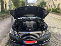 Grau Gebraucht 2012 Mercedes E350 Avantgarde Limousine | 11.700 € (Teuer)
