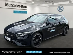 Kosmosschwarz Gebraucht 2024 Mercedes A250 AMG Limousine | 40.550 €
