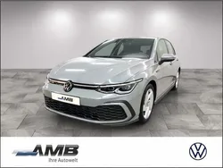 C2 mondsteingrau Gebraucht 2024 VW Golf VIII Sound Limousine | 33.380 € (Guter Preis)