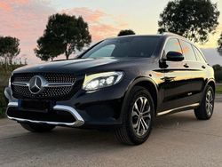 Schwarz Gebraucht 2017 Mercedes GLC250 SUV | 18.900 € (Fairer Preis)