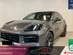 Grau Gebraucht 2025 Porsche Cayenne SUV | 114.000 €
