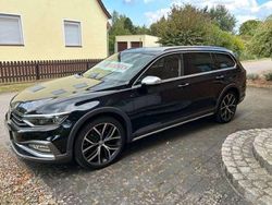 Schwarz Gebraucht 2020 VW Passat Alltrack Kombi | 25.000 € (Fairer Preis)