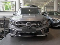 Grau mountaingrau Gebraucht 2024 Mercedes GLB220 AMG SUV | 44.880 € (Guter Preis)