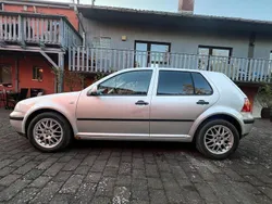 Silber Gebraucht 2002 VW Golf IV Kleinwagen | 2.300 € (Fairer Preis)