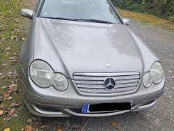 Silber Gebraucht 2007 Mercedes C230 Coupé | 1.950 €