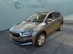 Grau Gebraucht 2024 Skoda Karoq Selection SUV | 33.029 € (Fairer Preis)