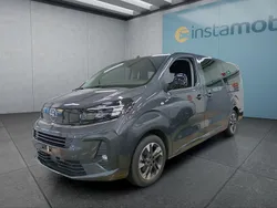 Grau Gebraucht 2024 Opel Zafira Life Van | 38.499 € (Fairer Preis)