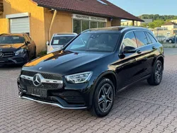 Obsidianschwarz Gebraucht 2020 Mercedes GLC300e AMG SUV | 35.800 € (Fairer Preis)