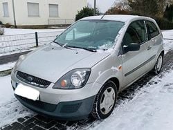 Silber Gebraucht 2006 Ford Fiesta Kleinwagen | 1.000 €