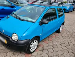 Blau Gebraucht 2004 Renault Twingo Kleinwagen | 1.700 € (Etwas zu teuer)
