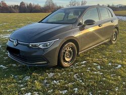 Grau Gebraucht 2021 VW Golf Style Limousine | 19.900 € (Fairer Preis)