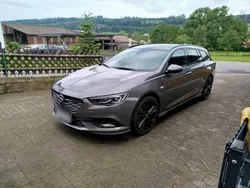 Grau Gebraucht 2018 Opel Insignia OPC Kombi | 20.950 € (Etwas zu teuer)