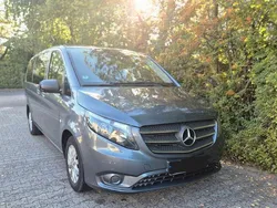 Grau Gebraucht 2018 Mercedes Vito Edition Van / Kleinbus | 17.900 € (Etwas zu teuer)