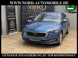 Titanblau metallic (metallic) Gebraucht 2021 Skoda Octavia Style Limousine | 22.800 € (Guter Preis)