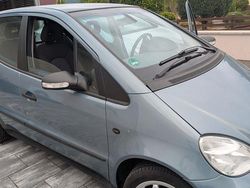 Grau Gebraucht 2003 Mercedes A140 Classic Van / Kleinbus | 1.300 € (Fairer Preis)