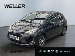 Schwarz Gebraucht 2020 Toyota Yaris Team Kleinwagen | 14.690 € (Fairer Preis)