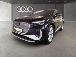 Mythosschwarz metallic Gebraucht 2022 Audi e-tron SUV | 33.850 € (Fairer Preis)