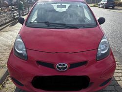 Rot Gebraucht 2009 Toyota Aygo Kleinwagen | 1.499 € (Guter Preis)