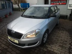 Silber Gebraucht 2015 Skoda Fabia Active Kleinwagen | 5.799 € (Etwas zu teuer)