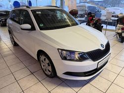 Weiß Gebraucht 2017 Skoda Fabia Active Kombi | 8.490 € (Fairer Preis)
