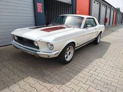 Weiß Gebraucht 1968 Ford Mustang Limousine | 25.000 €