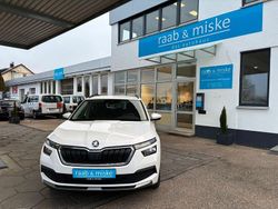 Weiß Gebraucht 2021 Skoda Kamiq Ambition SUV | 16.990 € (Fairer Preis)