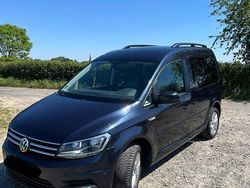 Blau Gebraucht 2017 VW Caddy Comfortline Van / Kleinbus | 27.999 €