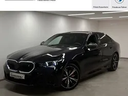 M carbonschwarz Gebraucht 2024 BMW i5 M Sport Limousine | 68.850 € (Fairer Preis)