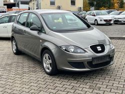 Grau Gebraucht 2008 Seat Altea Comfort Van / Kleinbus | 4.200 € (Fairer Preis)