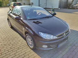 Schwarz Gebraucht 2006 Peugeot 206 CC Cabrio | 1.550 € (Fairer Preis)