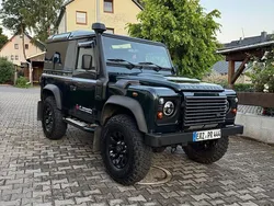 Grün Gebraucht 2012 Land Rover Defender SE SUV | 36.500 €