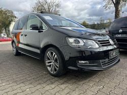 Schwarz Gebraucht 2016 VW Sharan Highline Van / Kleinbus | 19.690 € (Fairer Preis)