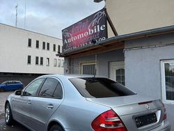 Silber Gebraucht 2004 Mercedes E320 Limousine | 3.450 €