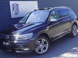 Deep black perleffekt metallic Gebraucht 2019 VW Tiguan Allspace Highline SUV | 29.990 € (Fairer Preis)