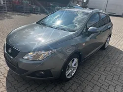 Grau Gebraucht 2012 Seat Ibiza ST Copa Kombi | 3.400 € (Fairer Preis)