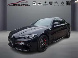 Nero vulcano, metallic Neu 2025 Alfa Romeo Giulia Quadrifoglio Limousine | 93.570 € (Fairer Preis)