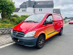 Rot Gebraucht 2013 Mercedes Vito Van / Kleinbus | 8.990 € (Fairer Preis)