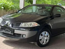Perlmuttschwarz Gebraucht 2006 Renault Mégane Cabriolet Authentique Cabrio | 2.400 € (Fairer Preis)