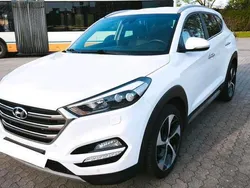 Weiß Gebraucht 2018 Hyundai Tucson Premium SUV | 22.150 € (Etwas zu teuer)