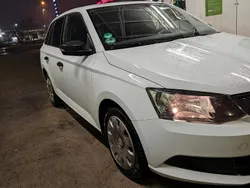 Weiß Gebraucht 2017 Skoda Fabia Kombi | 5.899 € (Fairer Preis)