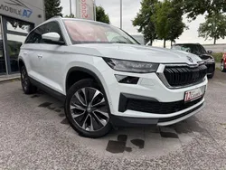 Weiß Gebraucht 2022 Skoda Kodiaq Tour SUV | 27.999 € (Guter Preis)