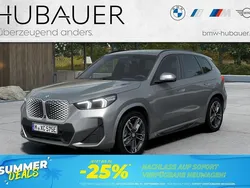 Silber Neu 2025 BMW iX1 M Sport SUV | 59.623 € (Etwas zu teuer)