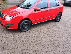 Rot Gebraucht 2005 Skoda Fabia Limousine | 450 € (Superpreis)