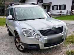 Silber Gebraucht 2011 Skoda Yeti SUV | 2.700 € (Superpreis)