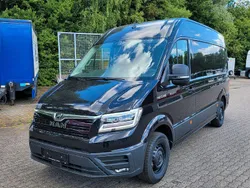 Schwarz Neu 2025 MAN TGE Van | 62.900 €