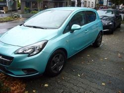 Grün Gebraucht 2015 Opel Corsa Edition Kleinwagen | 3.700 € (Guter Preis)