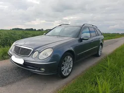 Grau Gebraucht 2006 Mercedes E320 Avantgarde Kombi | 3.500 € (Fairer Preis)