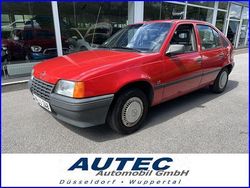 Rot Gebraucht 1988 Opel Kadett Limousine | 2.190 €