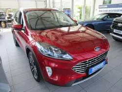 Lucid rot (metallic) Gebraucht 2021 Ford Kuga SUV | 21.900 € (Guter Preis)
